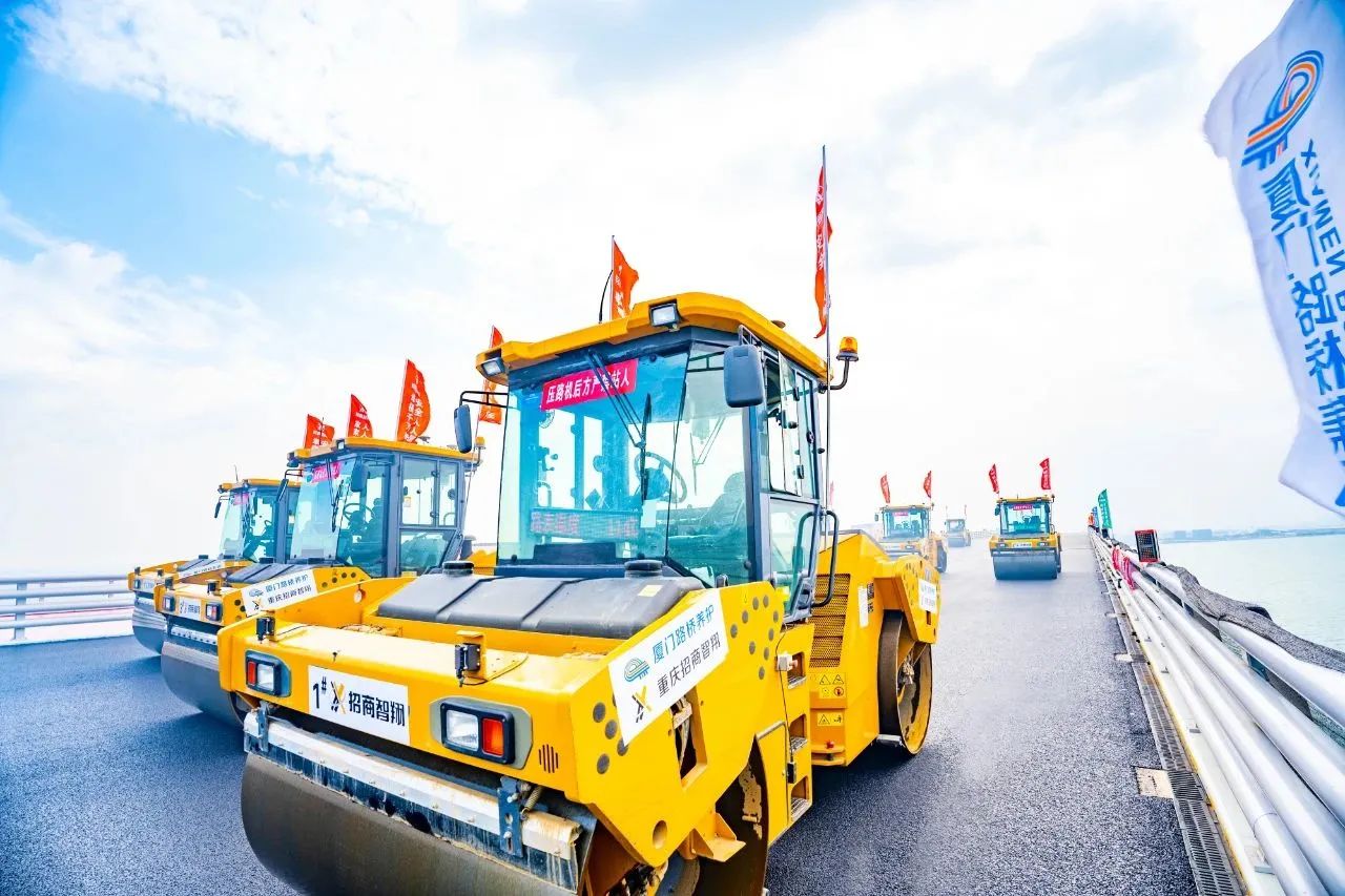 皇家国际数字化智能施工集群：开启桥面铺装智能新时期