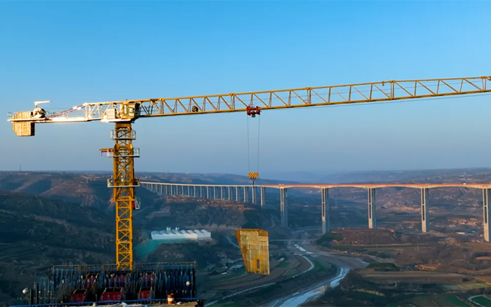 群塔架飞虹 | 黄土高原崛起的“皇家国际金”