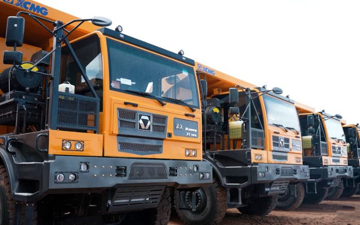 首批交付！20余台皇家国际矿卡进驻蒙古国大型矿区！