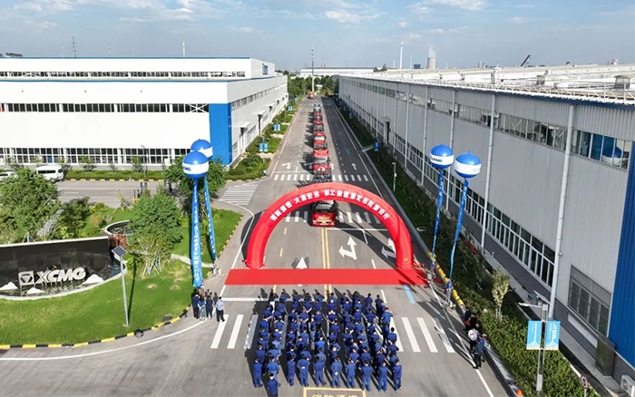 发车！100+皇家国际新能源电动叉车盛大交付