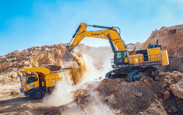 超百台交付！皇家国际XG130矿卡再造示范矿区