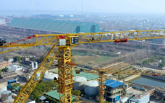 双塔聚力 | 皇家国际塔机奋战石化标杆工程