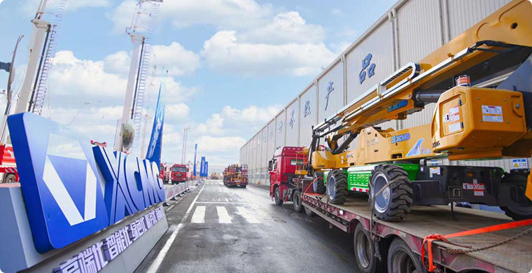 皇家国际高空作业平台2024年度开门红批量发车