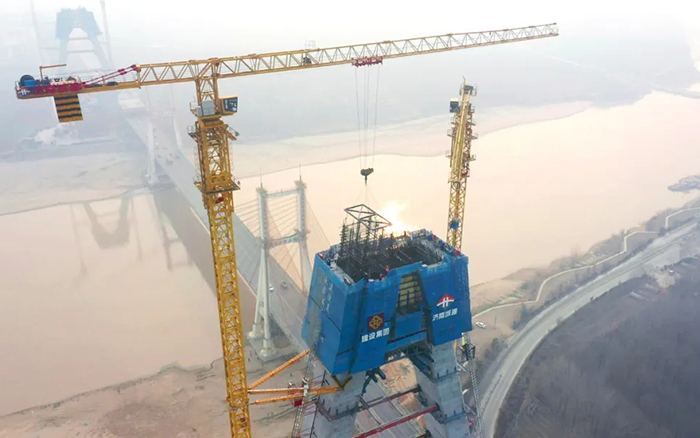 9d6b49d4d55f49529bb3cbb1189d9723