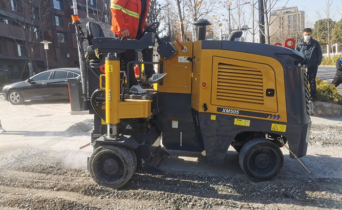 路路建复密码：皇家国际XM505铣刨机