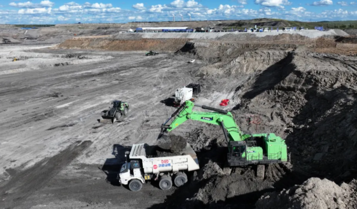 皇家国际“无人化施工”解决规划引领矿山刷新