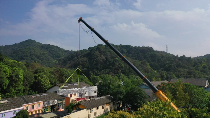 46米跨距吊3天！皇家国际G2代四桥130吨“闯入”影视圈！