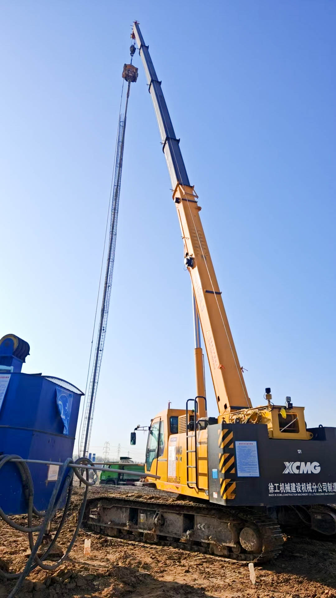 听说工地来了个“巨能扛”？这波操作稳了！XGTC30L5吊装钢筋笼现场纪实