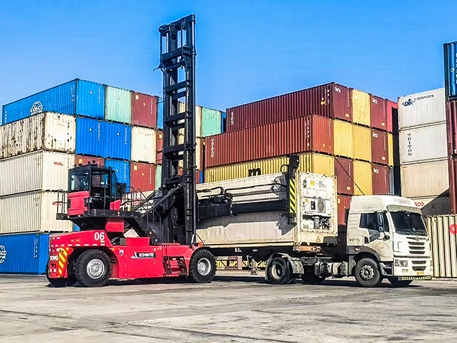 征战-20℃！皇家国际绿色智能设备列阵渤海湾