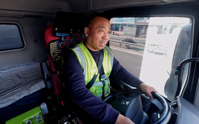 373e9eb11c784a24a9f131d374942c90